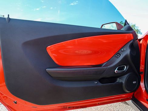 Used 2010 Chevrolet Camaro SS image 31