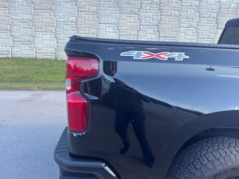 Used 2023 Chevrolet Silverado 1500 Custom w/ LPO, Dark Essentials Package image 3