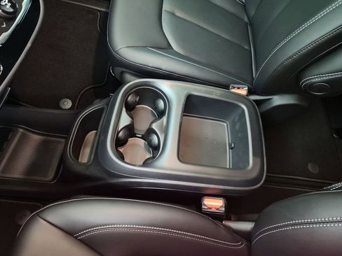 New 2026 Chrysler Pacifica Select image 29