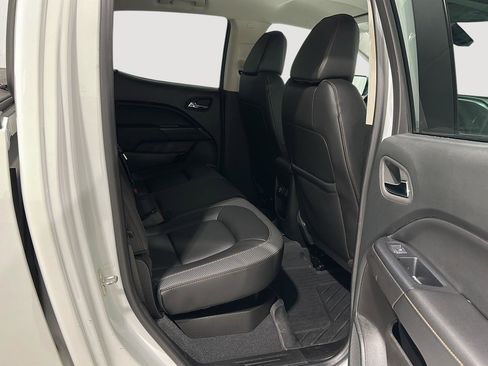 Used 2022 GMC Canyon AT4 image 22