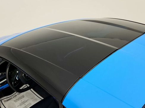 Used 2021 Chevrolet Corvette Stingray Premium Cpe w/ Z51 Performance Package image 11