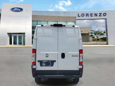 Used 2025 RAM ProMaster 2500 FWD image 6