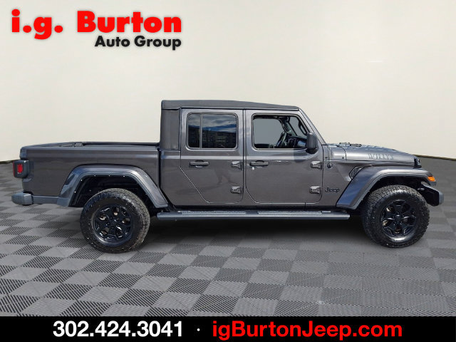 Used 2022 Jeep Gladiator Sport AWD/4WD image 7