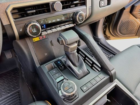 Certified 2025 Toyota Tacoma 4x4 Double Cab Hybrid image 20