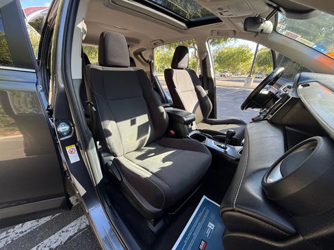 Used 2017 Toyota RAV4 XLE w/ Carpet Mat Package FWD image 20