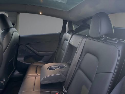 Used 2023 Tesla Model Y Long Range image 26