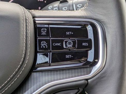 New 2026 Jeep Grand Wagoneer Summit AWD/4WD image 28