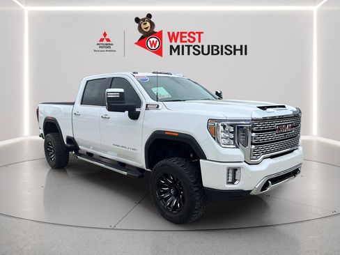 Used 2022 GMC Sierra 3500 Denali w/ Technology Package AWD/4WD image 7