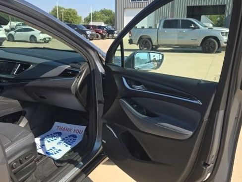 Used 2019 Buick Enclave Premium AWD/4WD image 31
