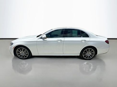 Used 2022 Mercedes-Benz E 350 Sedan image 8