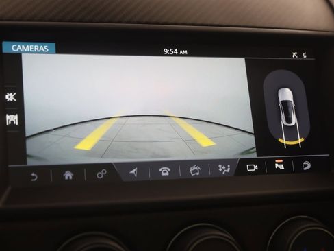 Used 2021 Jaguar F-TYPE R image 10