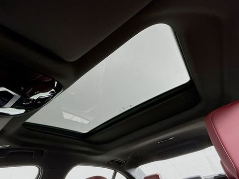 Used 2025 BMW 530i xDrive 530i xDrive w/ M Sport Package image 23