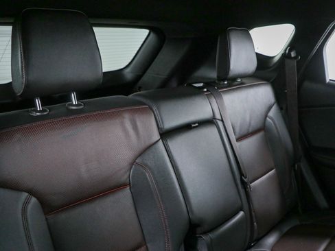 Used 2021 Chevrolet Blazer RS w/ Enhanced Convenience Package FWD image 29
