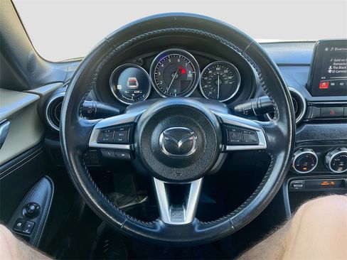 Used 2023 MAZDA MX-5 Miata Grand Touring image 11