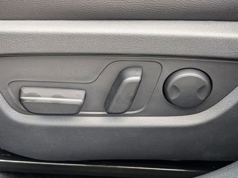 Used 2025 MAZDA CX-50 AWD 2.5 S w/ Weather Package image 21