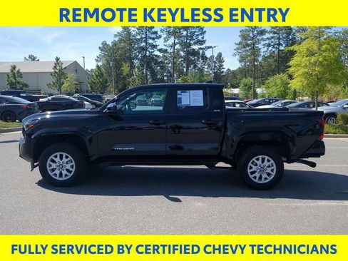 Used 2024 Toyota Tacoma SR5 RWD image 11