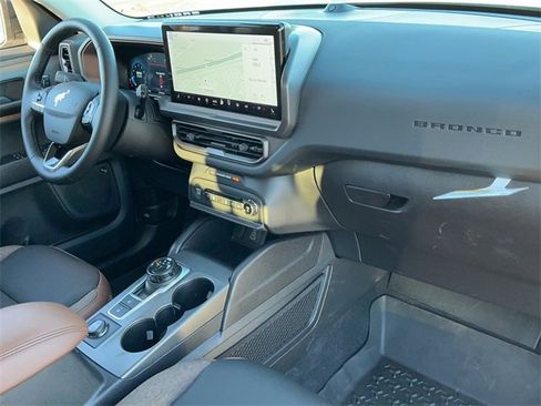 New 2025 Ford Bronco Sport Outer Banks w/ Outer Banks Tech Package+ image 18