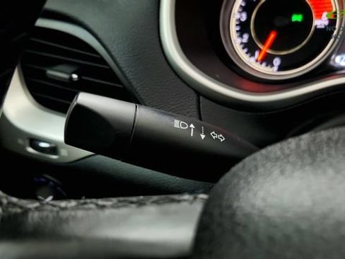 Used 2016 Jeep Cherokee Limited w/ Luxury Group FWD image 57