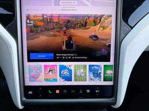 Used 2018 Tesla Model X 100D AWD/4WD image 25