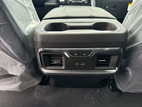 New 2026 GMC Sierra 2500 Denali w/ Denali Reserve Package image 13