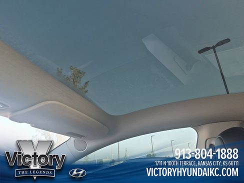 Used 2023 Tesla Model Y Performance AWD/4WD image 21