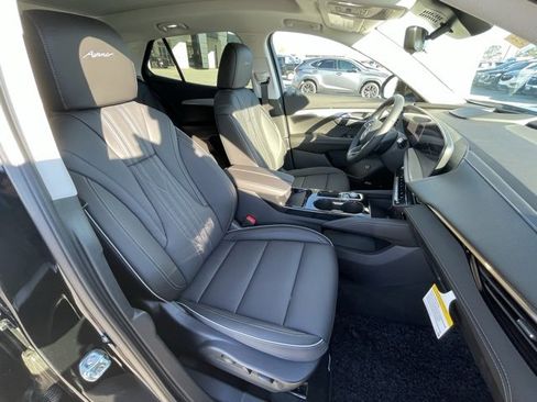 New 2025 Buick Envision Avenir image 28