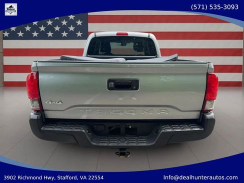 Used 2018 Toyota Tacoma SR AWD/4WD image 6