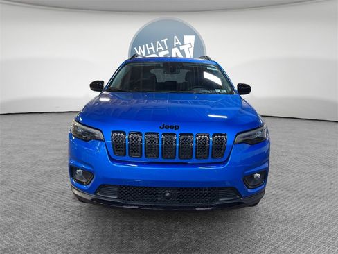 Used 2023 Jeep Cherokee Altitude Lux w/ Lux Elite Package image 9