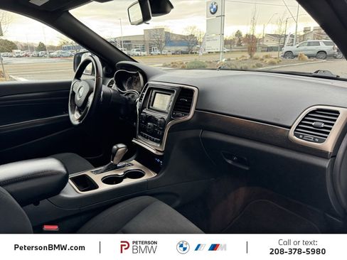 Used 2016 Jeep Grand Cherokee Laredo w/ Quick Order Package 23E image 14