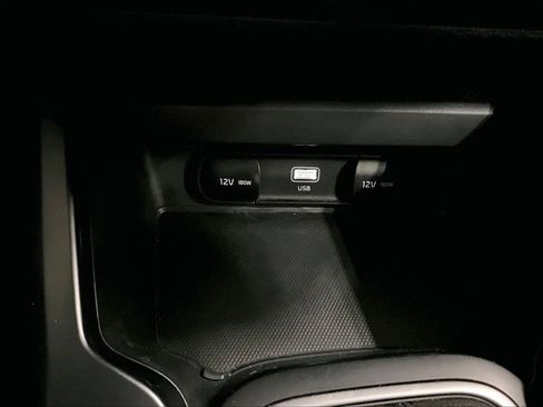 Used 2024 Kia Soul LX w/ Option Group 015 FWD image 25