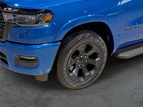 Used 2025 RAM 1500 Big Horn AWD/4WD image 9