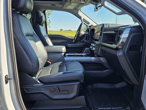 Used 2025 Ford F250 Lariat w/ Lariat Ultimate Package image 15