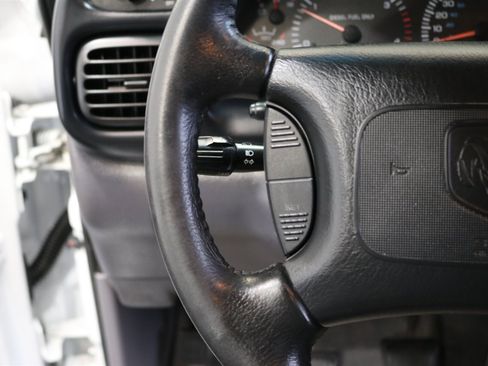 Used 2000 Dodge Ram 2500 Truck SLT image 84