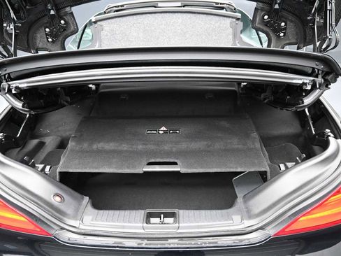 Used 2013 Mercedes-Benz SL 63 AMG image 16