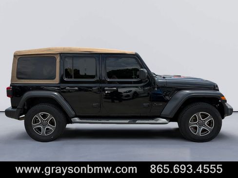 Used 2020 Jeep Wrangler Unlimited Sport AWD/4WD image 2
