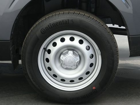 New 2026 Ford Maverick XL image 22