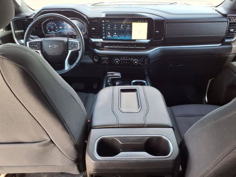 Used 2022 Chevrolet Silverado 1500 RST AWD/4WD image 19