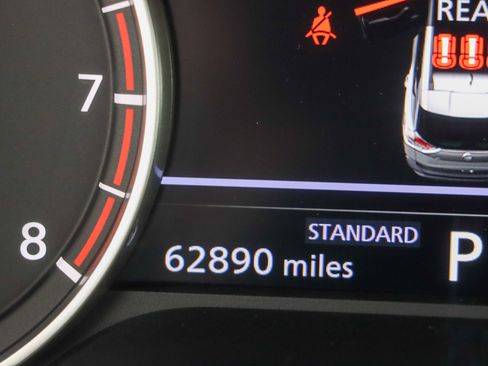 Used 2023 Nissan Rogue SV FWD image 16