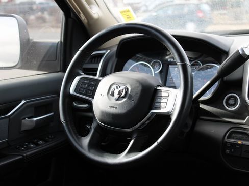 Used 2019 RAM 2500 Big Horn image 20