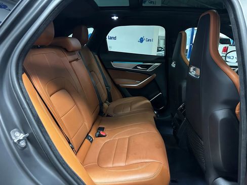 Used 2025 Jaguar F-PACE R-Dynamic S image 20