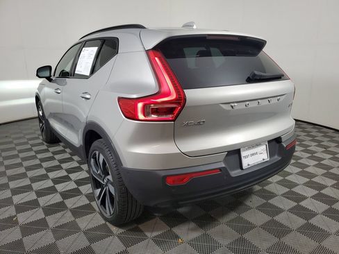 Certified 2024 Volvo XC40 B5 Ultimate w/ Protection Package Premier AWD/4WD image 6
