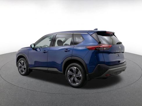 Used 2025 Nissan Rogue SV FWD image 7