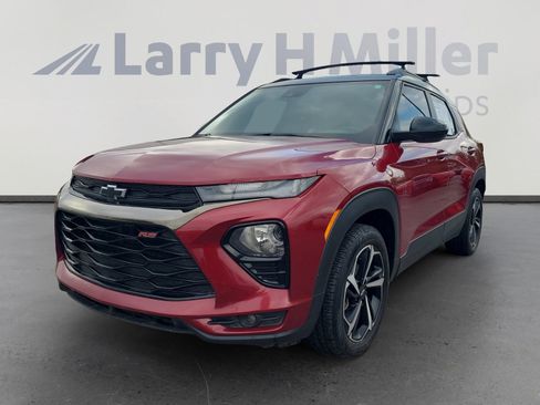 Used 2021 Chevrolet TrailBlazer RS w/ Technology Package AWD/4WD image 1