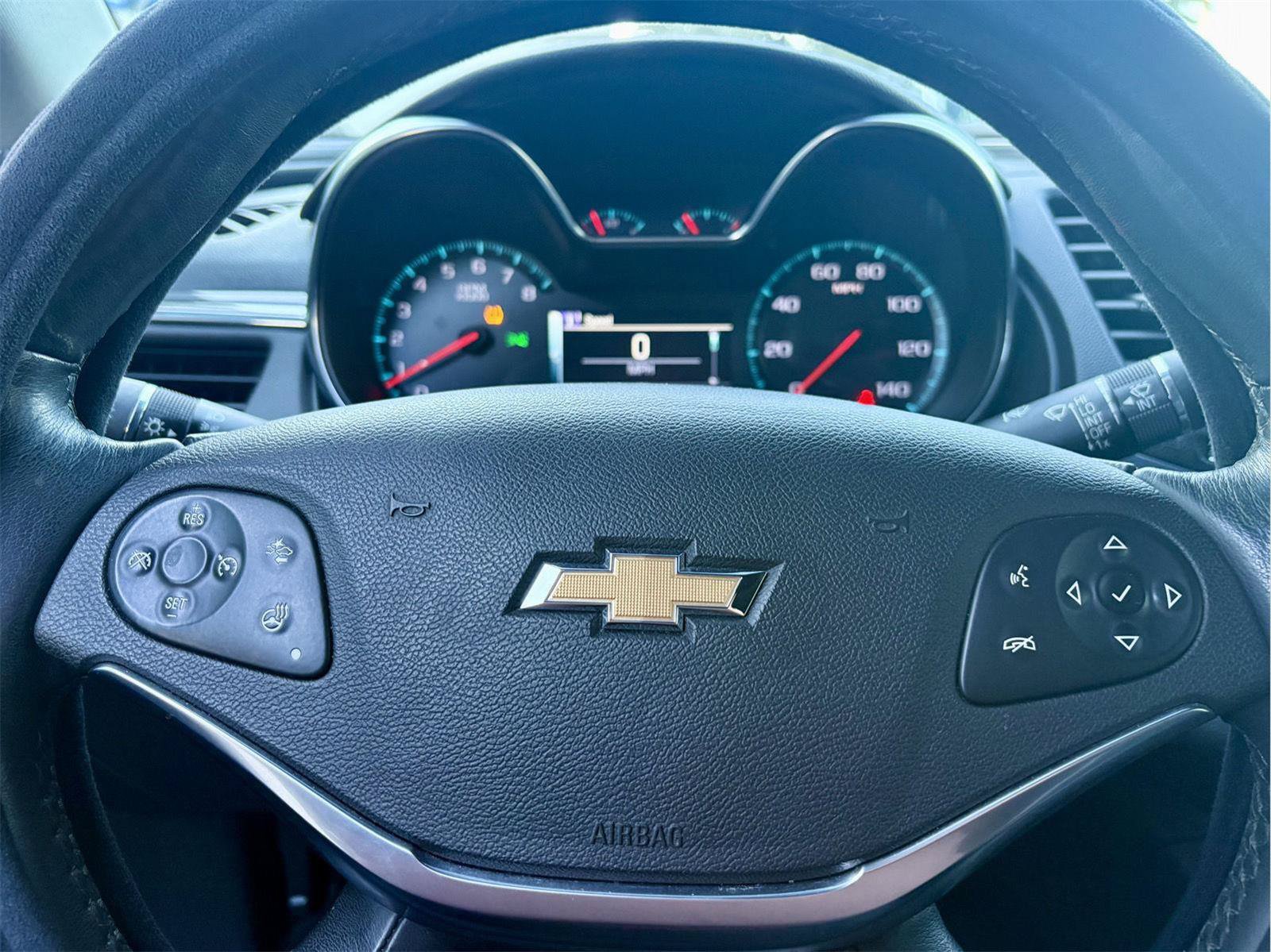 Used 2016 Chevrolet Impala LTZ w/ Enhanced Convenience Package FWD image 20