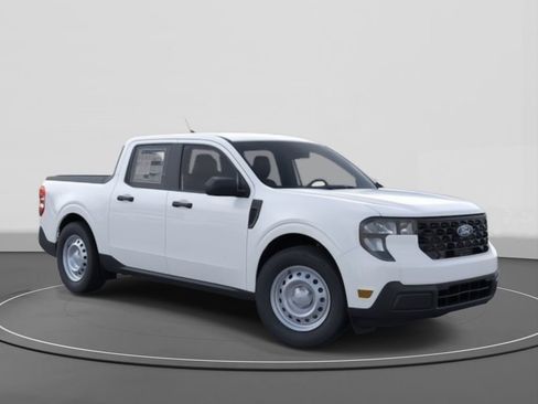 New 2026 Ford Maverick XL image 7