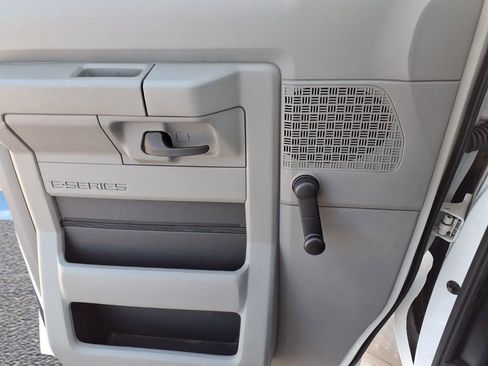 Used 2025 Ford E-450 and Econoline 450 Super Duty w/ Shuttle Bus Prep Package image 13