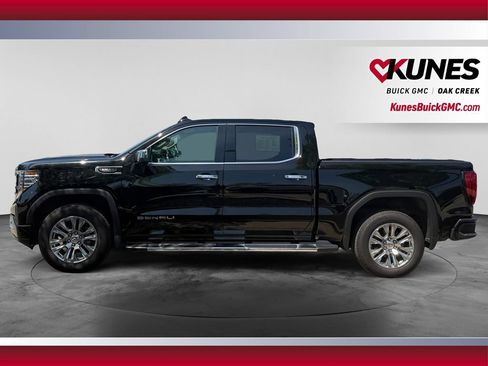 Used 2023 GMC Sierra 1500 Denali w/ Technology Package AWD/4WD image 6