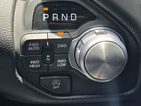 Used 2025 RAM 1500 Laramie AWD/4WD image 20