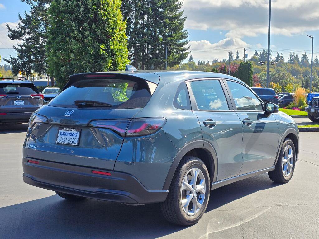 Certified 2024 Honda HR-V LX image 11