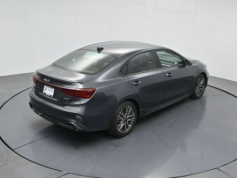 Used 2024 Kia Forte GT-Line image 32